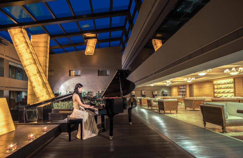 Logosun Hotel Wuhan Bagian luar foto
